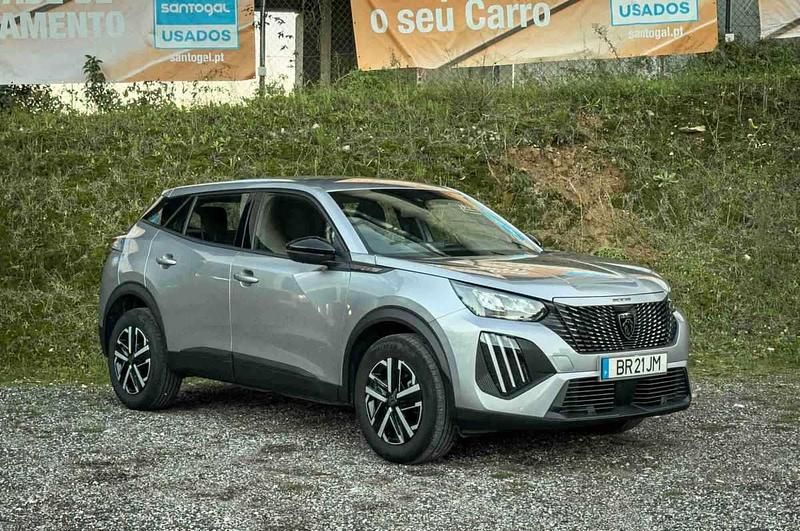 Cinzento Usado 2025 Peugeot 2008 Style SUV | € 21.990 (Preço justo) - Imagem 1/4