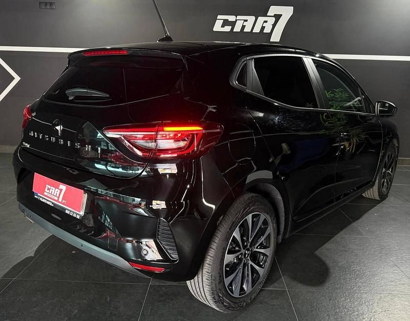 Usado Mitsubishi Colt Invite 91 HP (66 kW) 2024 Preto Citadino