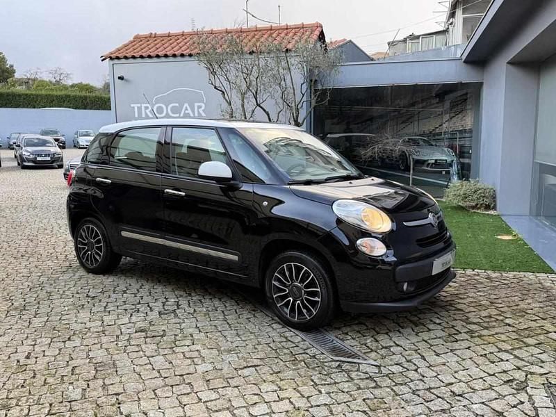 Usado Fiat 500L Lounge 105 HP (77 kW) 2014 Preto Monovolume