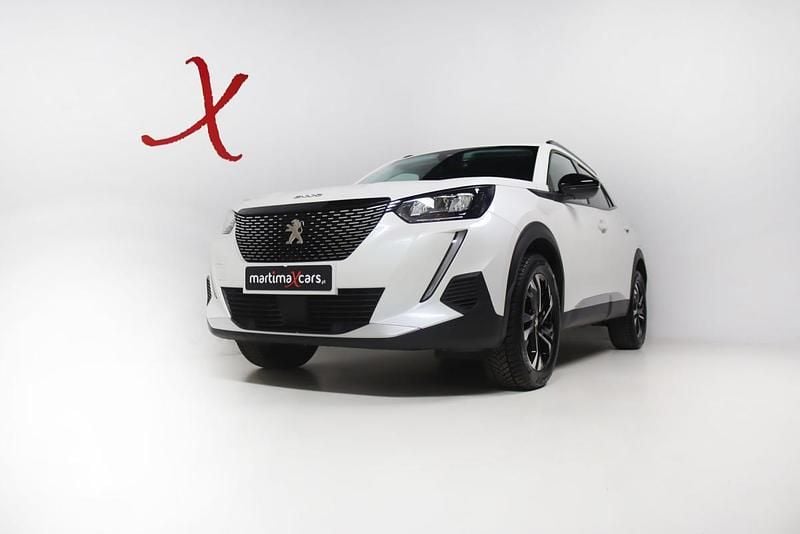 Branco Usado 2023 Peugeot 2008 SUV | € 20.900 (Bom preço) - Imagem 1/4