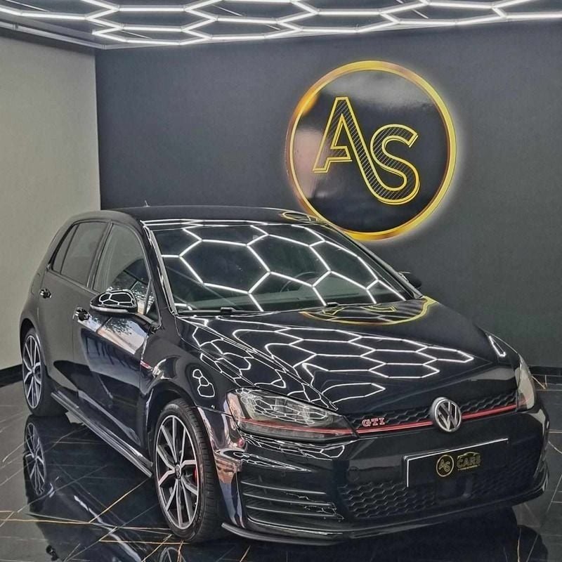 Usado VW Golf VII GTI 230 HP (169 kW) 2016 Preto