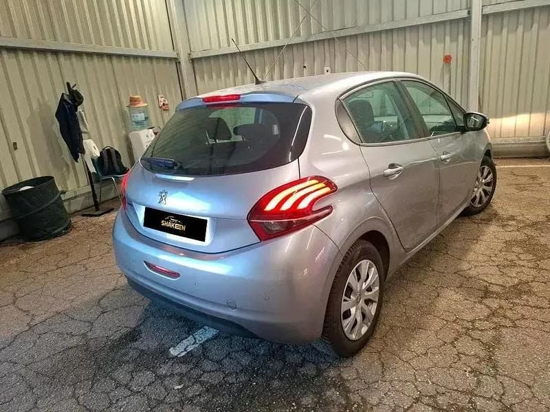 Usado Peugeot 208 Active 82 HP (60 kW) 2019 Cinza antracite Citadino