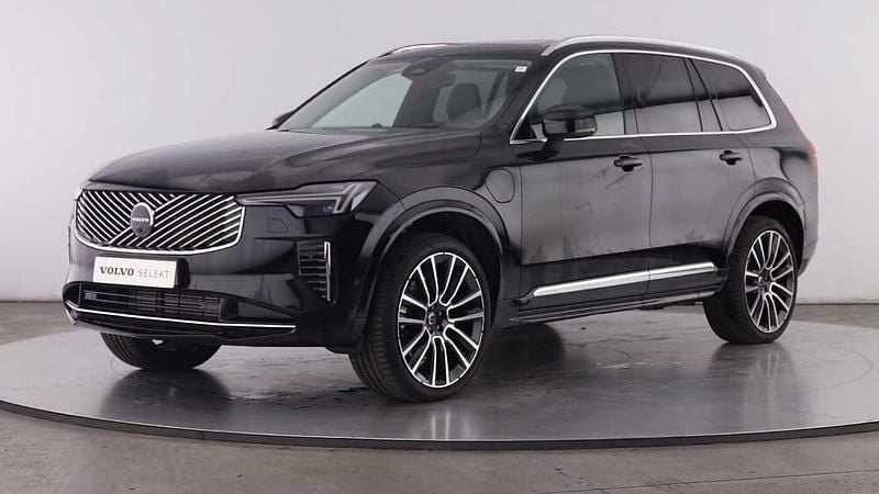 Preto Usado 2025 Volvo XC90 Ultra SUV | € 89.400 - Imagem 1/4