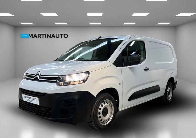 Branco Usado 2023 Citroën Berlingo Live Monovolume | € 17.950 (Preço justo) - Imagem 1/4