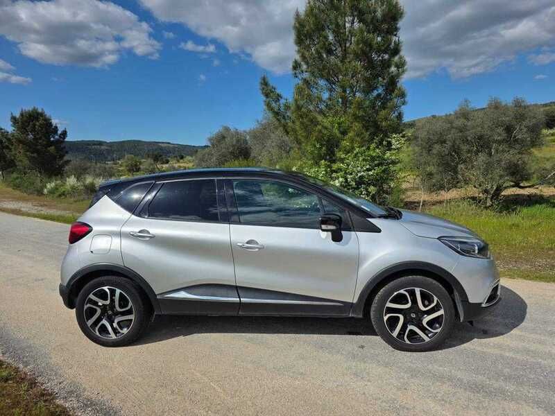 Usado Renault Captur 90 HP (66 kW) 2015 Cinzento SUV