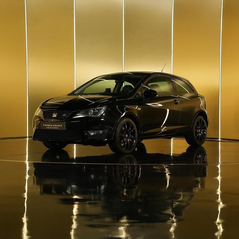 Usado Seat Ibiza 85 HP (62 kW) 2015 Preto