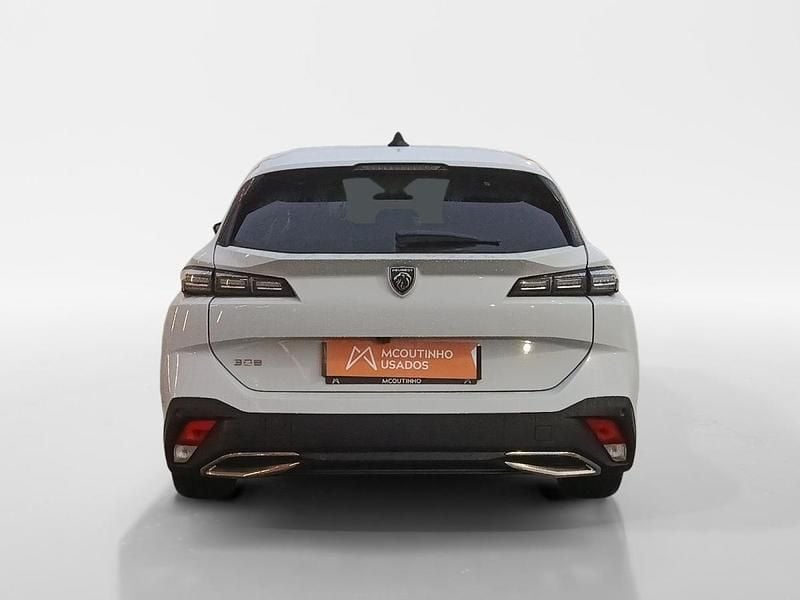 Usado Peugeot 308 SW 130 HP (95 kW) 2024 Branco Carrinha
