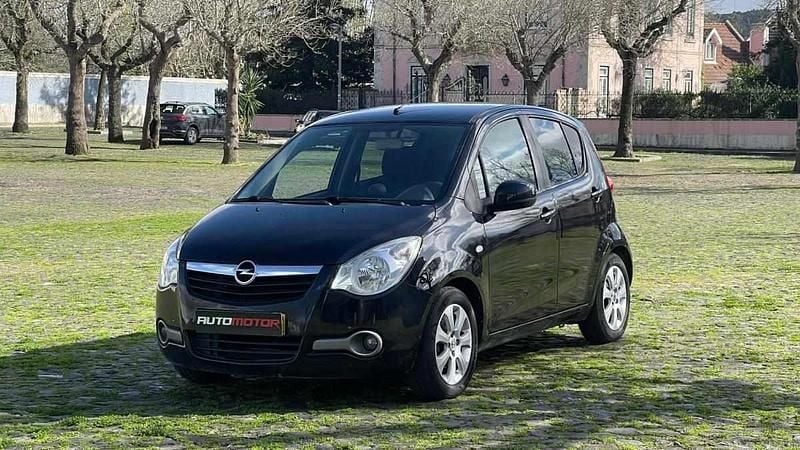 Usado Opel Agila 65 HP (47 kW) 2008 Preto Citadino