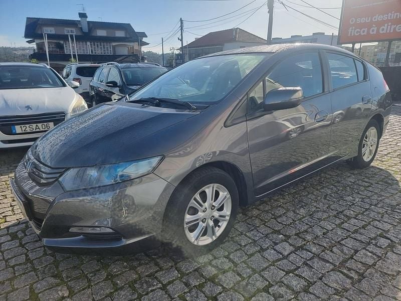 Cinza Usado 2010 Honda Insight Comfort Sedan | € 9.999 - Imagem 1/4