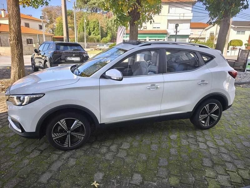 Usado MG ZS 105 kW (143 HP) 2021 Branco SUV