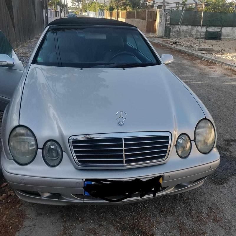 Usado Mercedes CLK230 193 HP (141 kW) 2000 Cinzento Cabrios