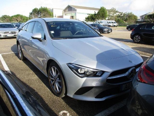 Prata iridium Usado 2022 Mercedes CLA180 Shooting Brake Carrinha | € 42.900 - Imagem 1/4