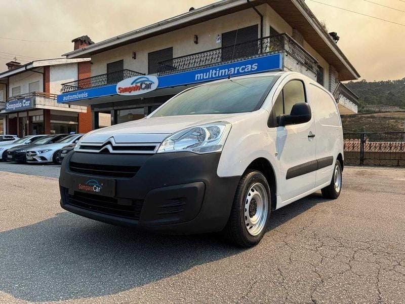 Branco Usado 2018 Citroën Berlingo Comfort Monovolume | € 10.990 (Bom preço) - Imagem 1/4