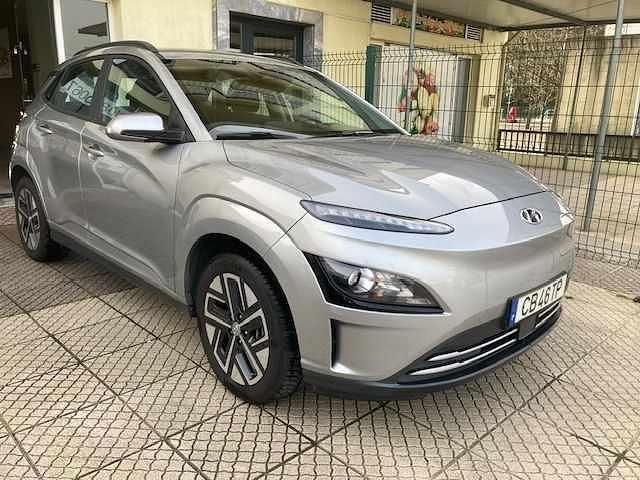 Usado Hyundai Kauai 100 kW (136 HP) 2022 Cinzento SUV