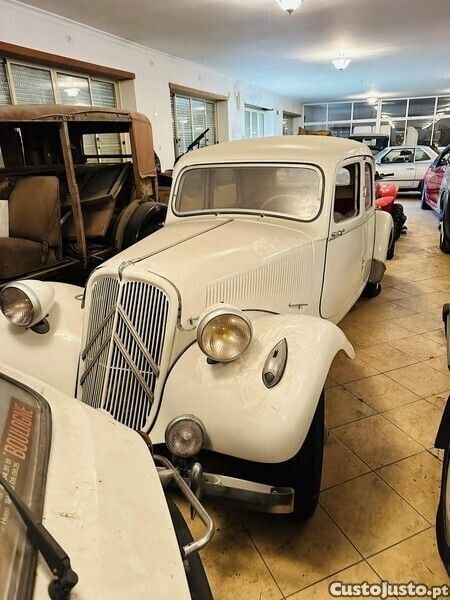 Branco Usado 1989 Citroën Traction Avant Carrinha | € 12.500 - Imagem 1/1