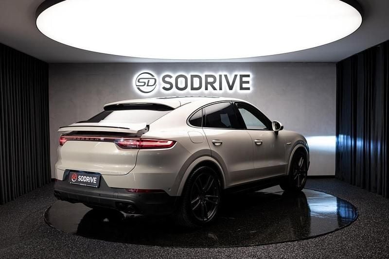 Usado Porsche Cayenne 462 HP (339 kW) 2022 Outra SUV