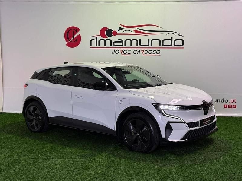 Branco Usado 2021 Renault Mégane | € 24.850 (Preço justo) - Imagem 1/4