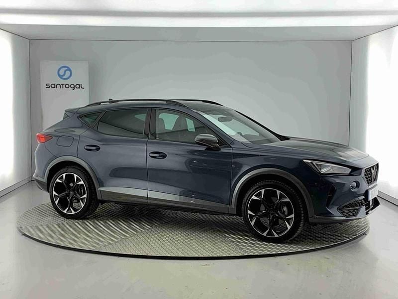 Cinzento Usado 2024 Cupra Formentor SUV | € 39.990 - Imagem 1/4