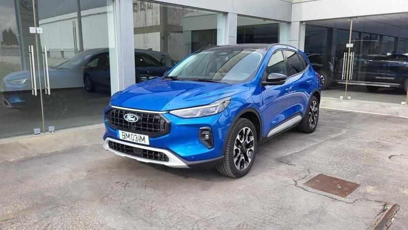 Azul Usado 2024 Ford Kuga SUV | € 36.950 (Preço justo) - Imagem 1/4
