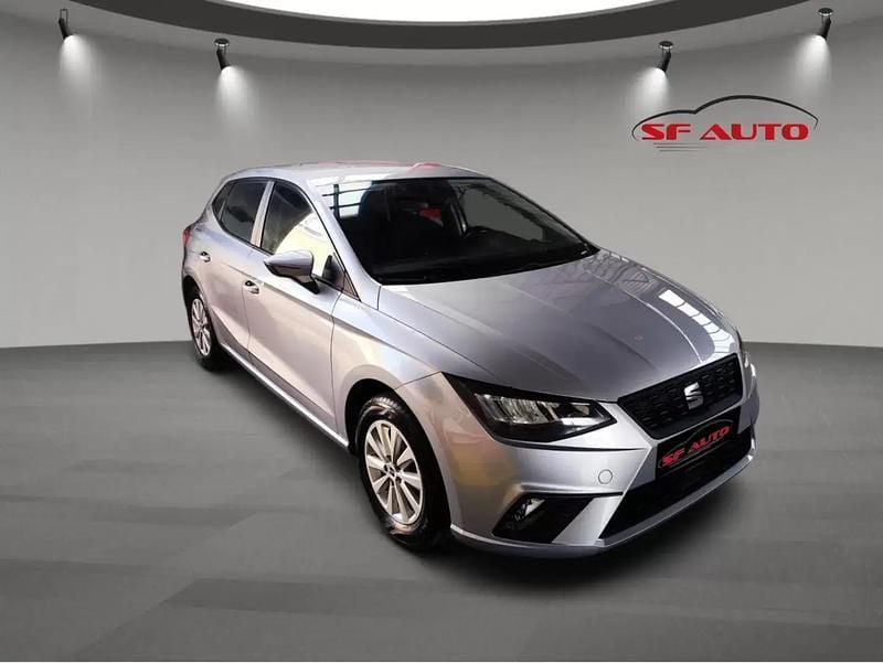 Usado Seat Ibiza Style 80 HP (58 kW) 2021 Cinzento Citadino