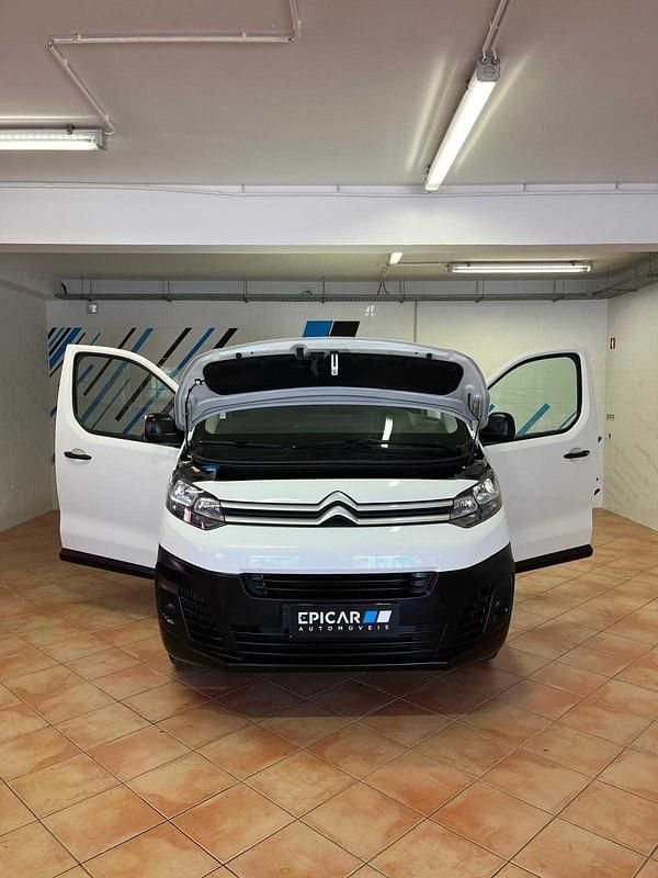 Branco Usado 2020 Citroën Jumpy Monovolume | € 23.900 (Preço justo) - Imagem 1/4