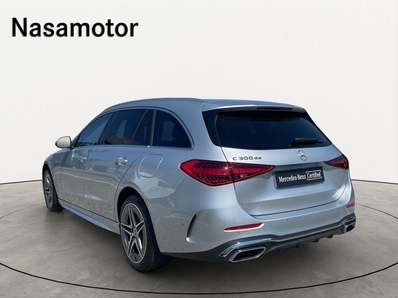 Usado Mercedes C300 313 HP (230 kW) 2024 Cinzento claro metalizado Carrinha
