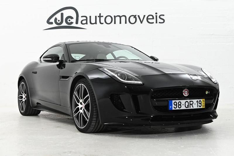 Preto Usado 2015 Jaguar F-Type R Coupé | € 68.500 - Imagem 1/4
