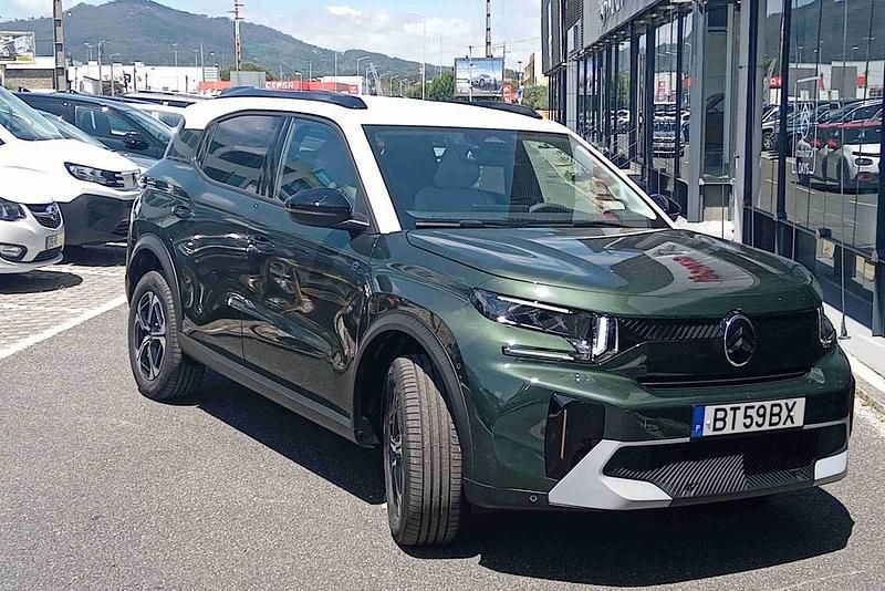 Verde Novo 2025 Citroën e-C3 Aircross SUV | € 29.900 - Imagem 1/4