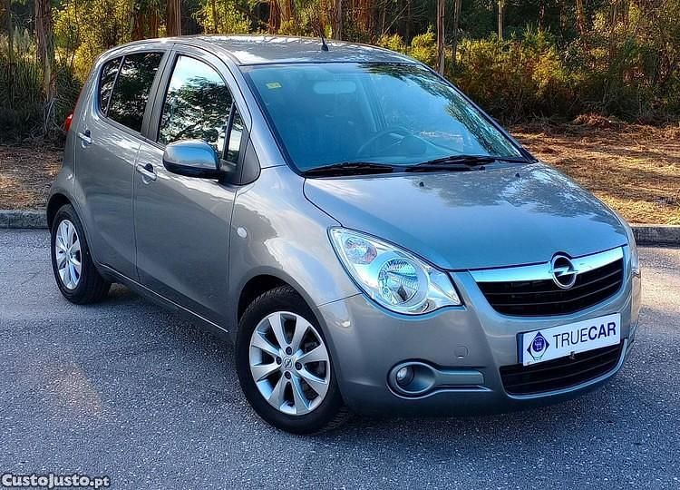 Castanho Usado 2014 Opel Agila Enjoy Citadino | € 10.000 - Imagem 1/1