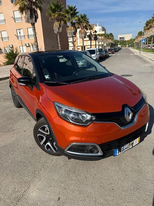 Usado Renault Captur 90 HP (66 kW) 2016 SUV