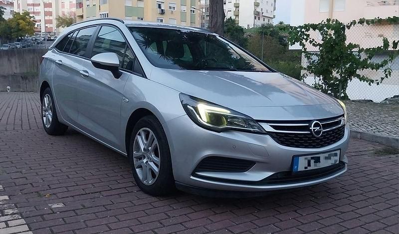 Usado Opel Astra 110 HP (80 kW) 2019 Carrinha