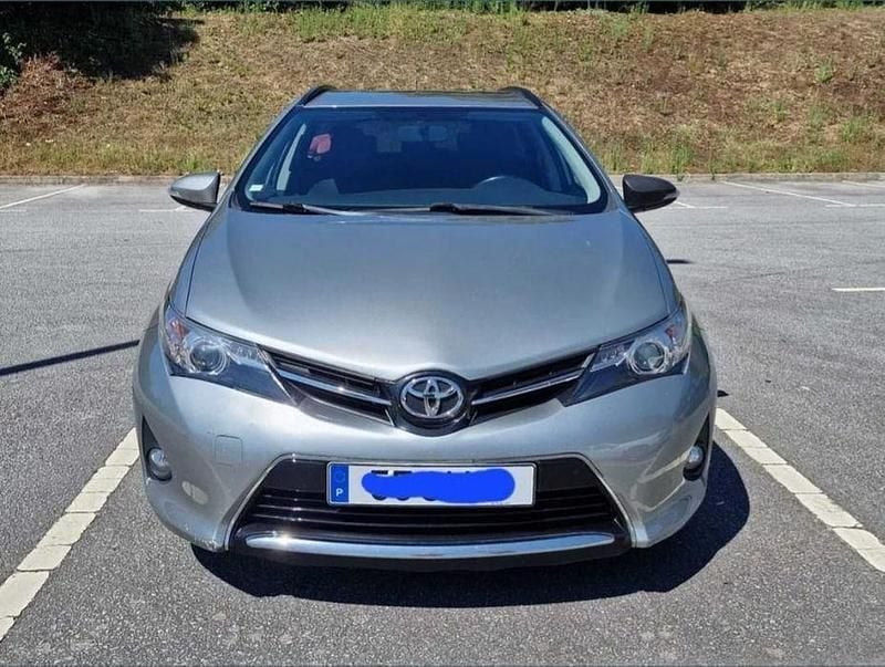 Usado 2014 Toyota Auris Sedan | € 7.500 (Preço justo) - Imagem 1/4