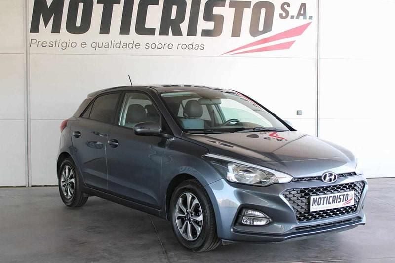 Cinzento Usado 2020 Hyundai i20 Citadino | € 12.900 (Bom preço) - Imagem 1/4