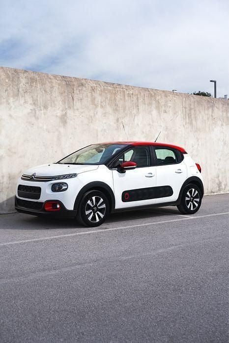 Usado 2020 Citroën C3 PureTech Citadino | € 11.000 (Bom preço) - Imagem 1/4