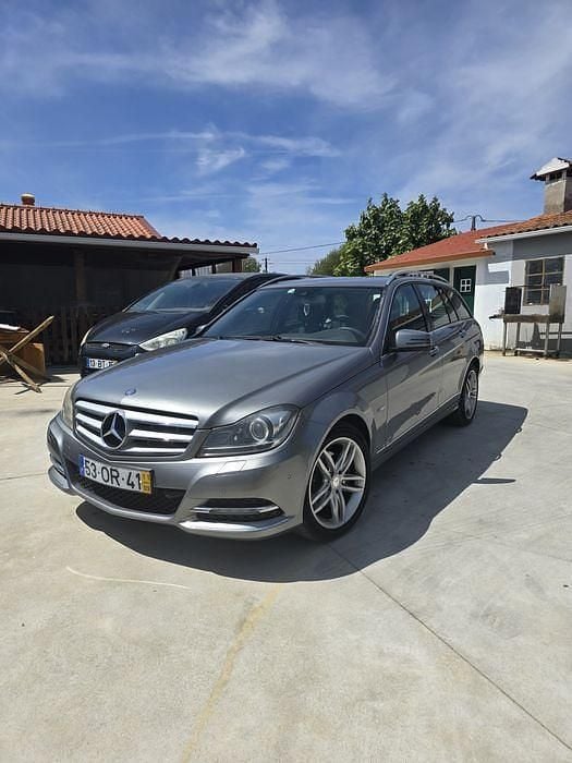 Usado 2011 Mercedes C220 Sedan | € 11.500 (Preço justo) - Imagem 1/4