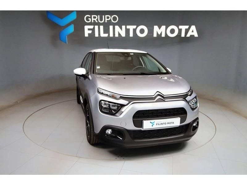 Cinzento Usado 2022 Citroën C3 PureTech Citadino | € 16.240 (Caro) - Imagem 1/4