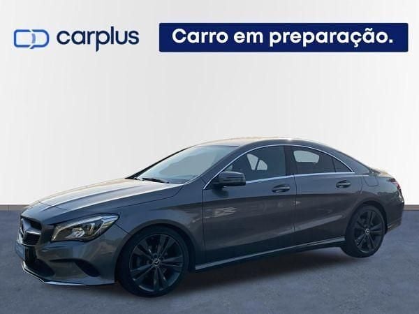 Cinza Usado 2018 Mercedes CLA200 Sedan | € 25.990 (Preço justo) - Imagem 1/3