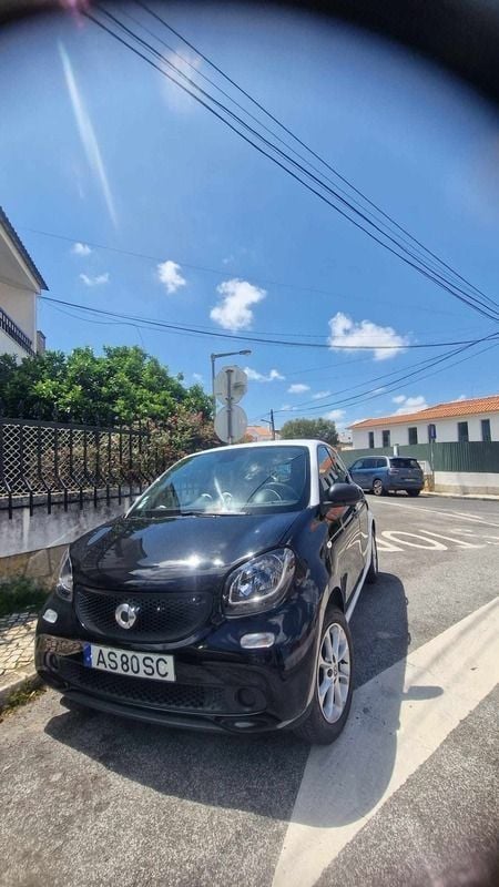 Preto Usado 2016 Smart ForFour Citadino | € 8.750 (Bom preço) - Imagem 1/4