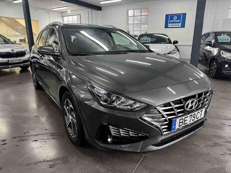 Cinzento Usado 2023 Hyundai i30 Style Carrinha | € 21.700 (Preço justo) - Imagem 1/4