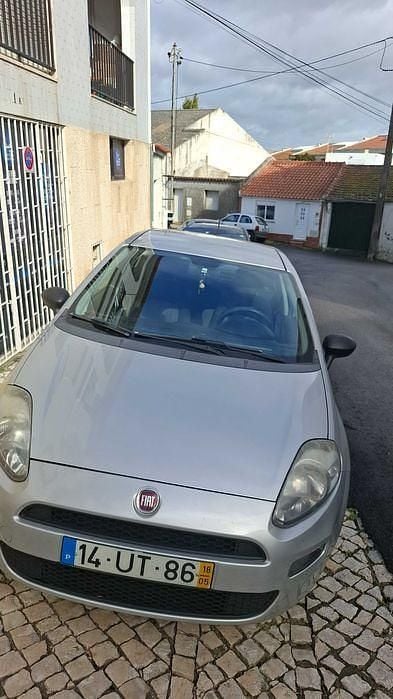 Usado 2018 Fiat Punto Sedan | € 6.000 (Preço justo) - Imagem 1/4