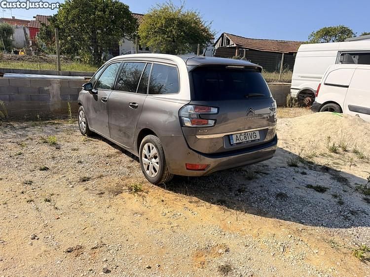 Outra Usado 2016 Citroën Grand C4 Picasso Monovolume | € 3.790 - Imagem 1/1