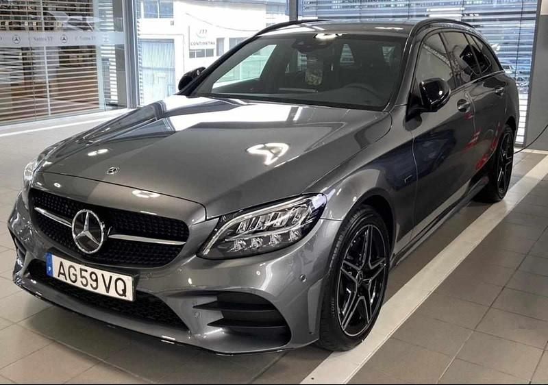 Cinzento Usado 2021 Mercedes C300 Carrinha | € 35.000 (Preço justo) - Imagem 1/4