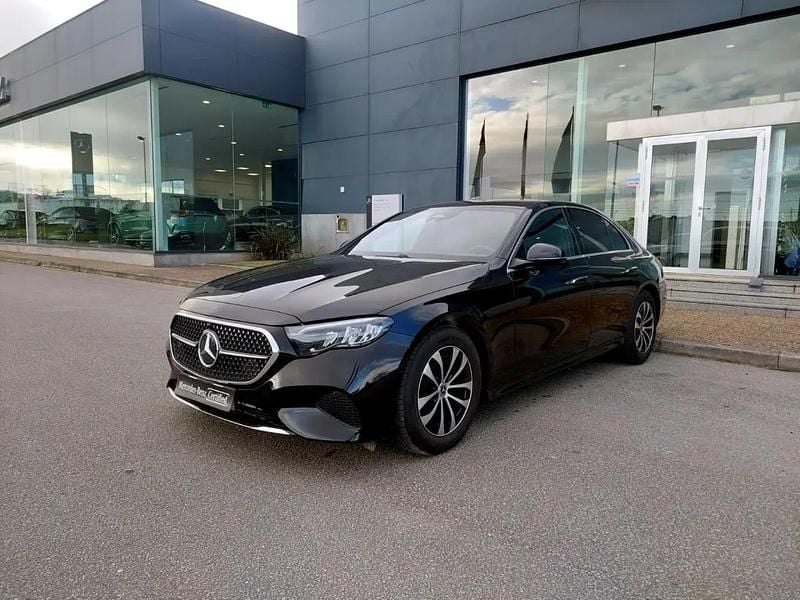 Preto obsidian Usado 2025 Mercedes E220 Advanced | € 56.000 (Super Preço) - Imagem 1/4