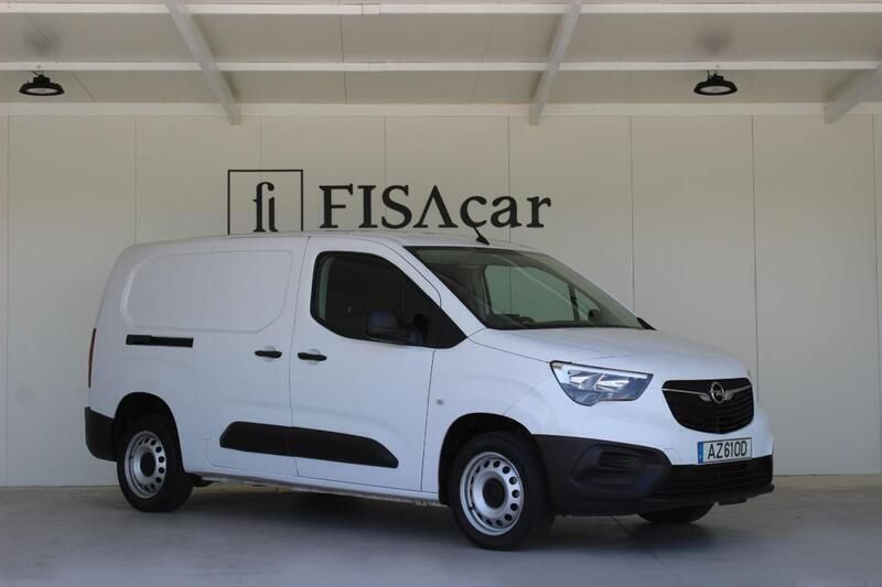 Branco Usado 2023 Opel Combo Monovolume | € 17.750 (Preço elevado) - Imagem 1/4