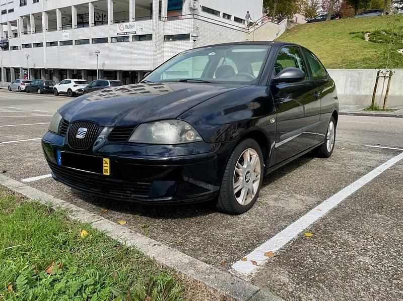 Preto Usado 2004 Seat Ibiza | € 2.850 (Preço justo) - Imagem 1/4