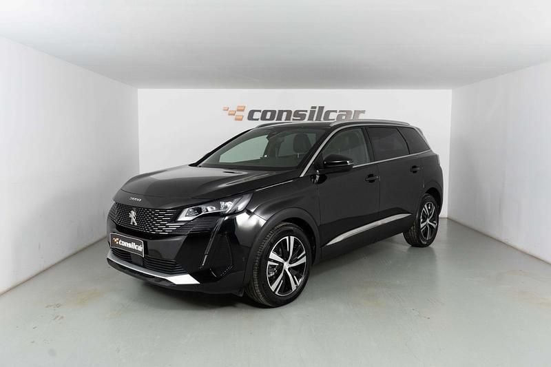 Usado Peugeot 5008 GT 145 HP (106 kW) 2024 Preto SUV