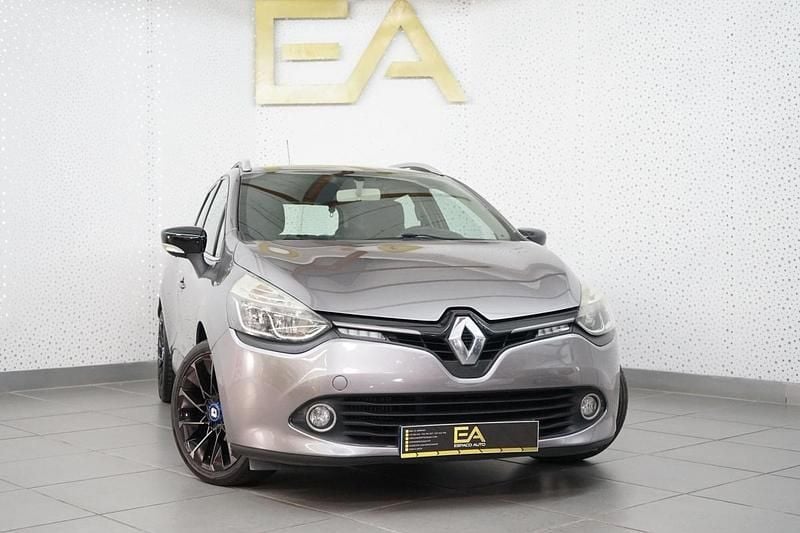Cinzento Usado 2015 Renault Clio IV Carrinha | € 10.980 (Preço justo) - Imagem 1/4