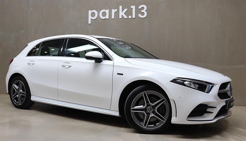 Usado Mercedes A250 AMG line 218 HP (160 kW) 2020 Branco