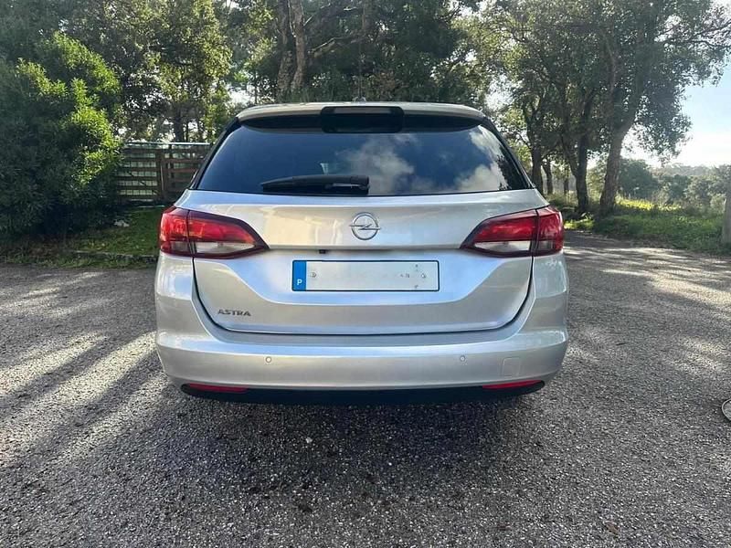 Usado Opel Astra 131 HP (96 kW) 2019 Cinzento Carrinha