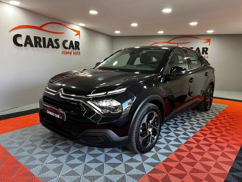 Cinza Usado 2024 Citroën e-C4 SUV | € 26.990 (Caro) - Imagem 1/4